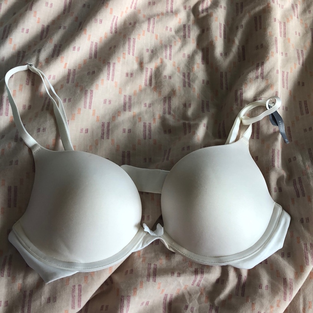 White Aerie bra